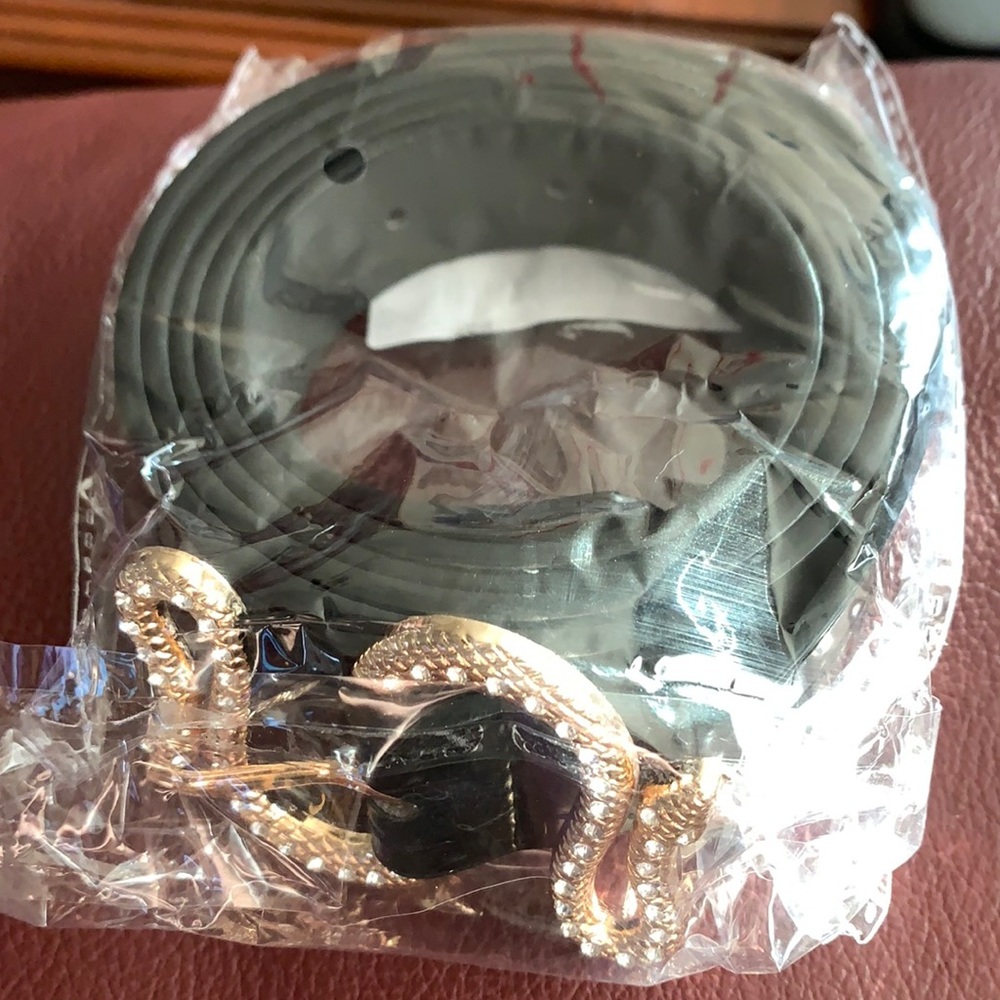 Snake belt